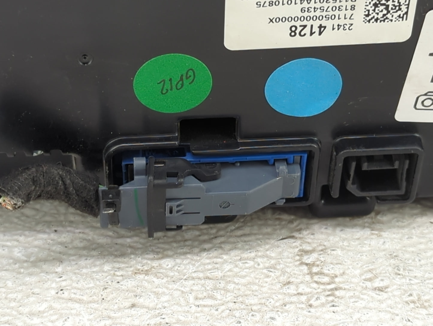 2016 Chevrolet Volt Instrument Cluster Speedometer Gauges P/N:23414128 7110500000000X, 81307543, B115301A41010875 Fits OEM U