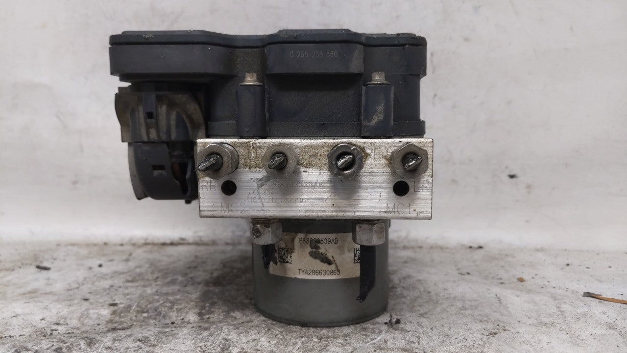2016 Chrysler 200 ABS Pump Control Module Replacement P/N:68267002AC 68293539AB Fits Fits 2015 OEM Used Auto Parts - Oemused