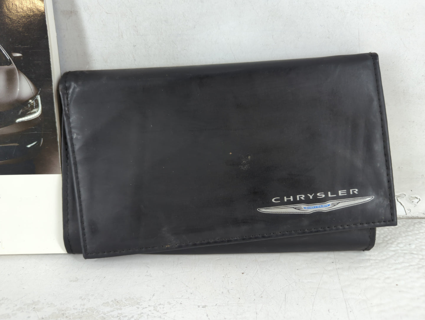 2016 Chrysler 200 Owners Manual Book Guide P/N:16UF-926-AA OEM Used Auto Parts - Oemusedautoparts1.com