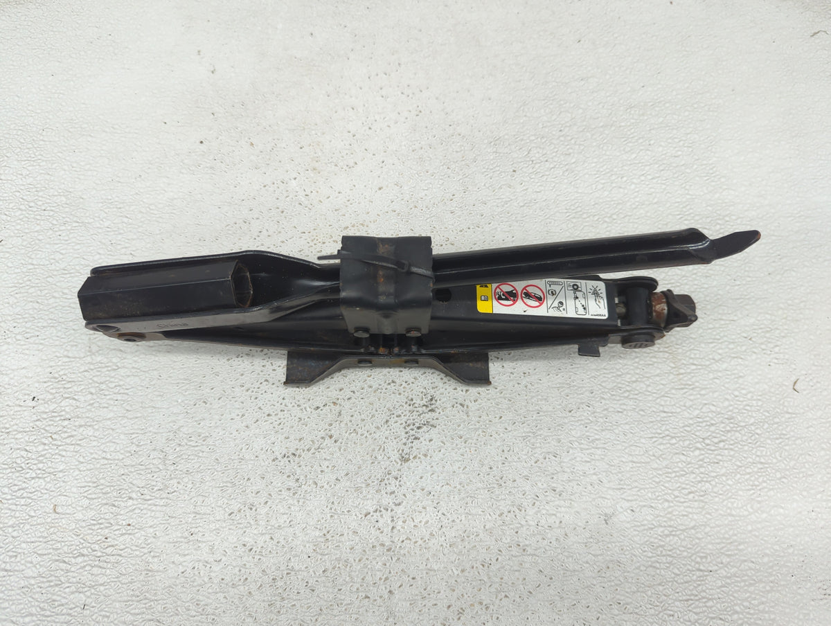 Chrysler 200 Spare Scissor Car Jack 1080852 - Oemusedautoparts1.com
