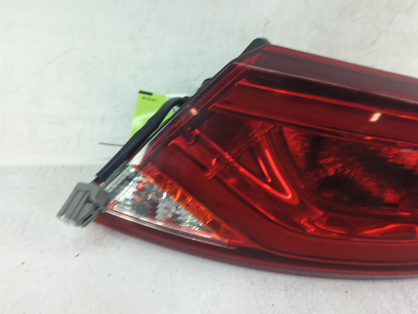 2015-2016 Chrysler 200 Tail Light Assembly Passenger Right OEM Fits Fits 2015 2016 OEM Used Auto Parts - Oemusedautoparts1.c