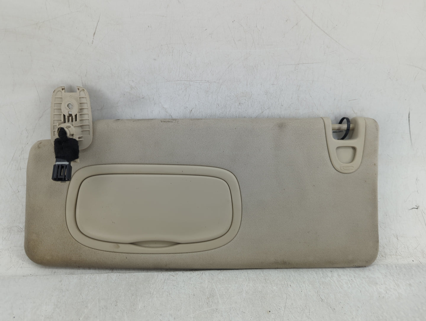 2016-2017 Chrysler 200 Sun Visor Shade Replacement Passenger Right Mirror Fits Fits 2016 2017 OEM Used Auto Parts - Oemuseda