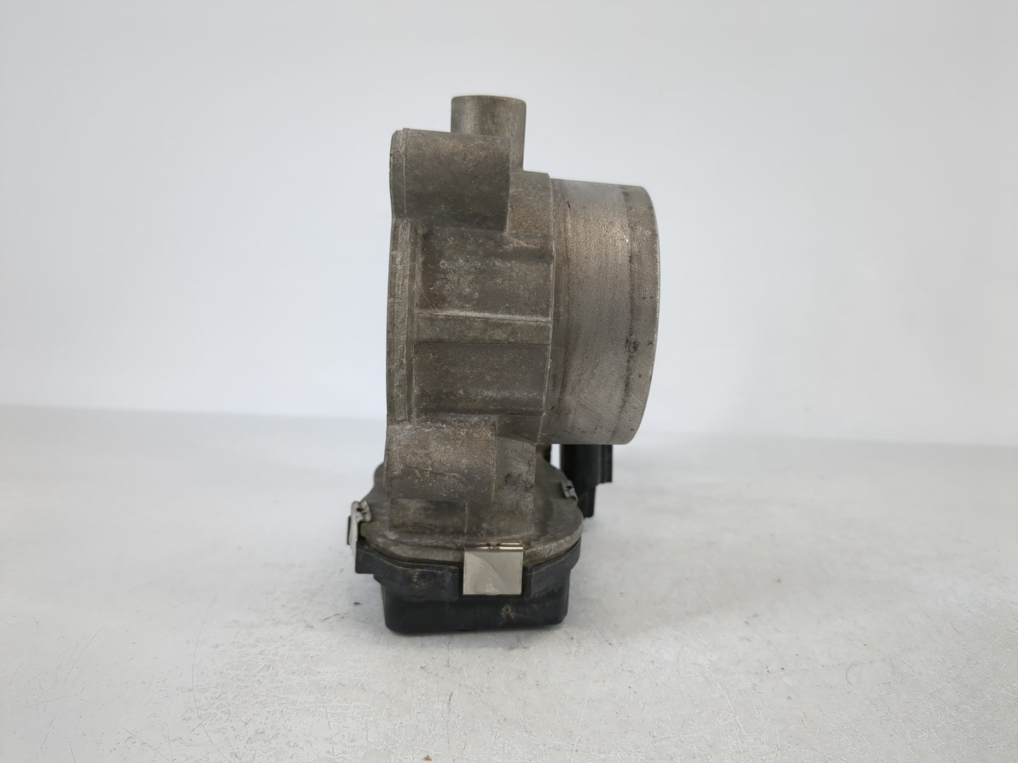 2011-2017 Chrysler 200 Throttle Body P/N:04891970AH Fits Fits 2011 2012 2013 2014 2015 2016 2017 2018 2019 2020 2021 2022 OE