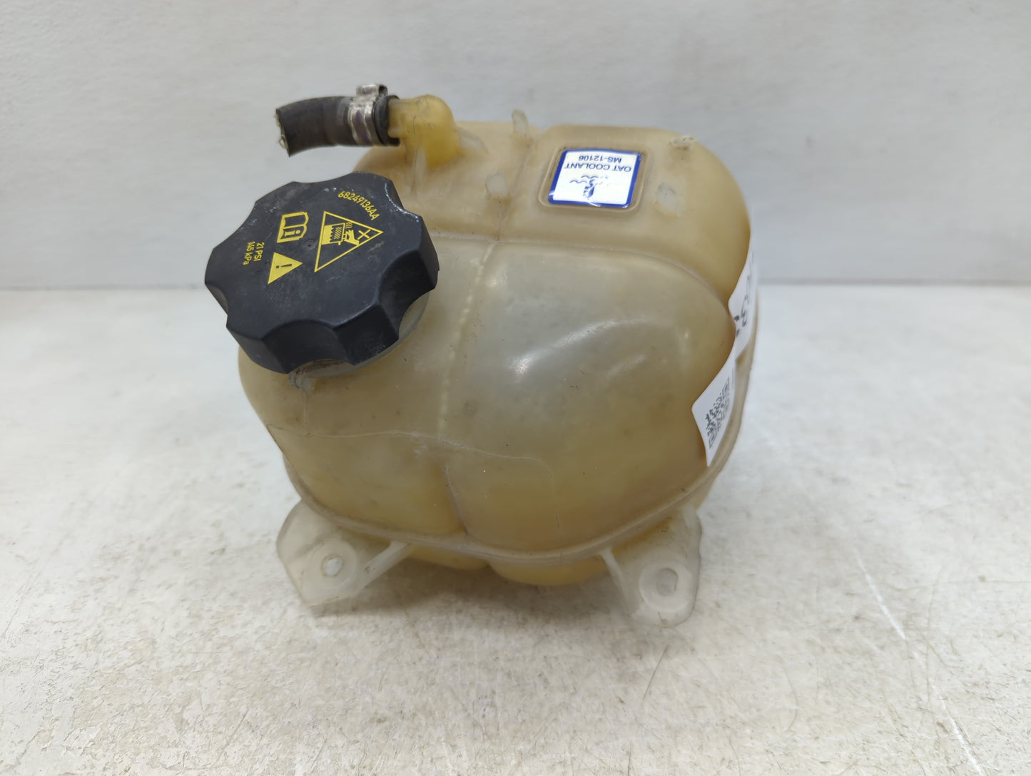 2015-2017 Chrysler 200 Radiator Coolant Overflow Expansion Tank Bottle 1103351 - Oemusedautoparts1.com