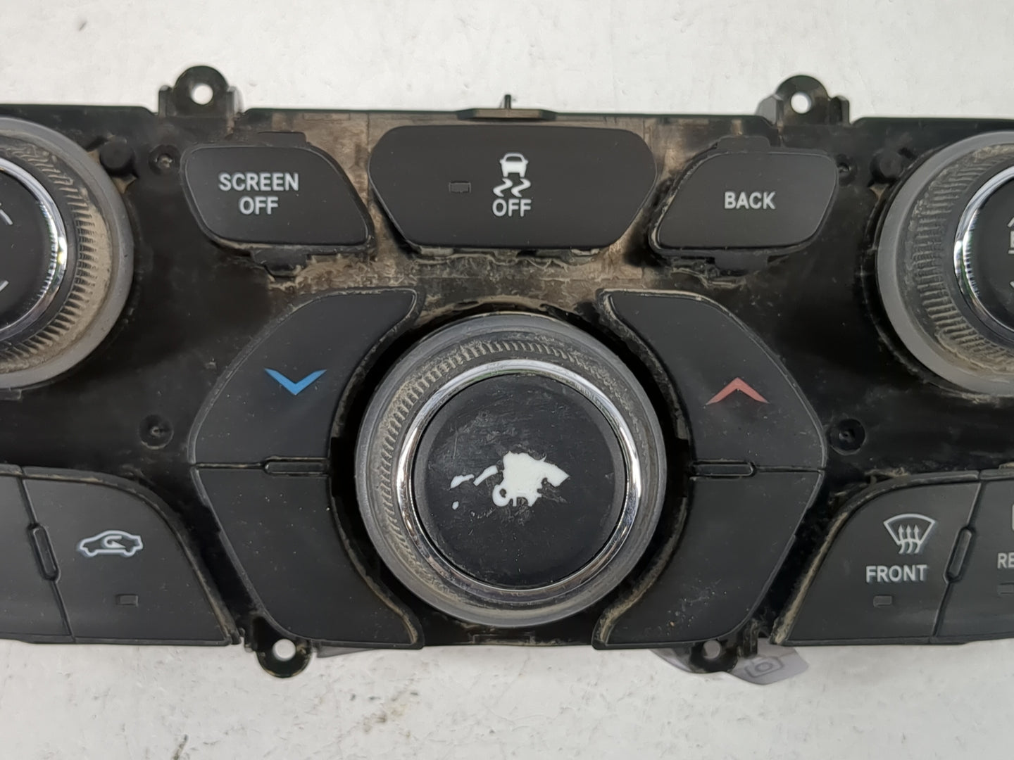 2016-2017 Chrysler 200 Climate Control Module Temperature AC/Heater Replacement P/N:68270685AB Fits Fits 2016 2017 OEM Used 