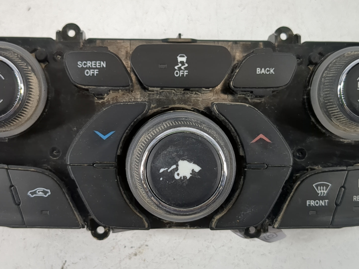 2016-2017 Chrysler 200 Climate Control Module Temperature AC/Heater Replacement P/N:68270685AB Fits Fits 2016 2017 OEM Used 
