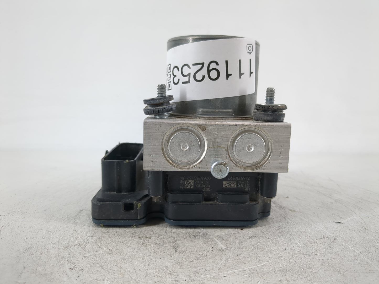 2016 Chrysler 200 ABS Pump Control Module Replacement P/N:P68267002AC Fits OEM Used Auto Parts - Oemusedautoparts1.com