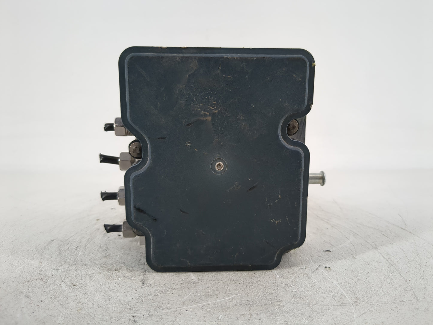 2016 Chrysler 200 ABS Pump Control Module Replacement P/N:P68267002AC Fits OEM Used Auto Parts - Oemusedautoparts1.com