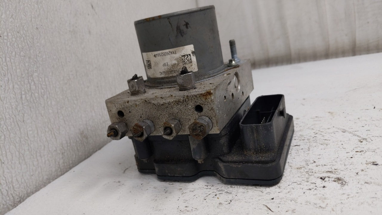 2016 Chrysler 200 ABS Pump Control Module Replacement P/N:68267002AC Fits OEM Used Auto Parts - Oemusedautoparts1.com