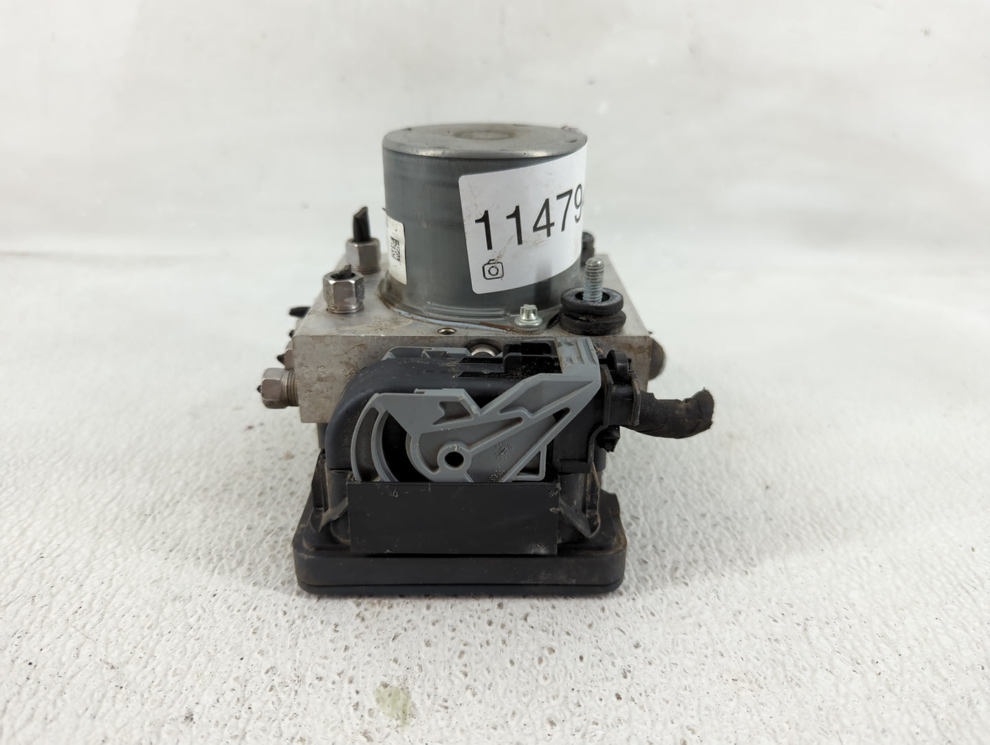 2016 Chrysler 200 ABS Pump Control Module Replacement P/N:P68267002AC Fits OEM Used Auto Parts - Oemusedautoparts1.com