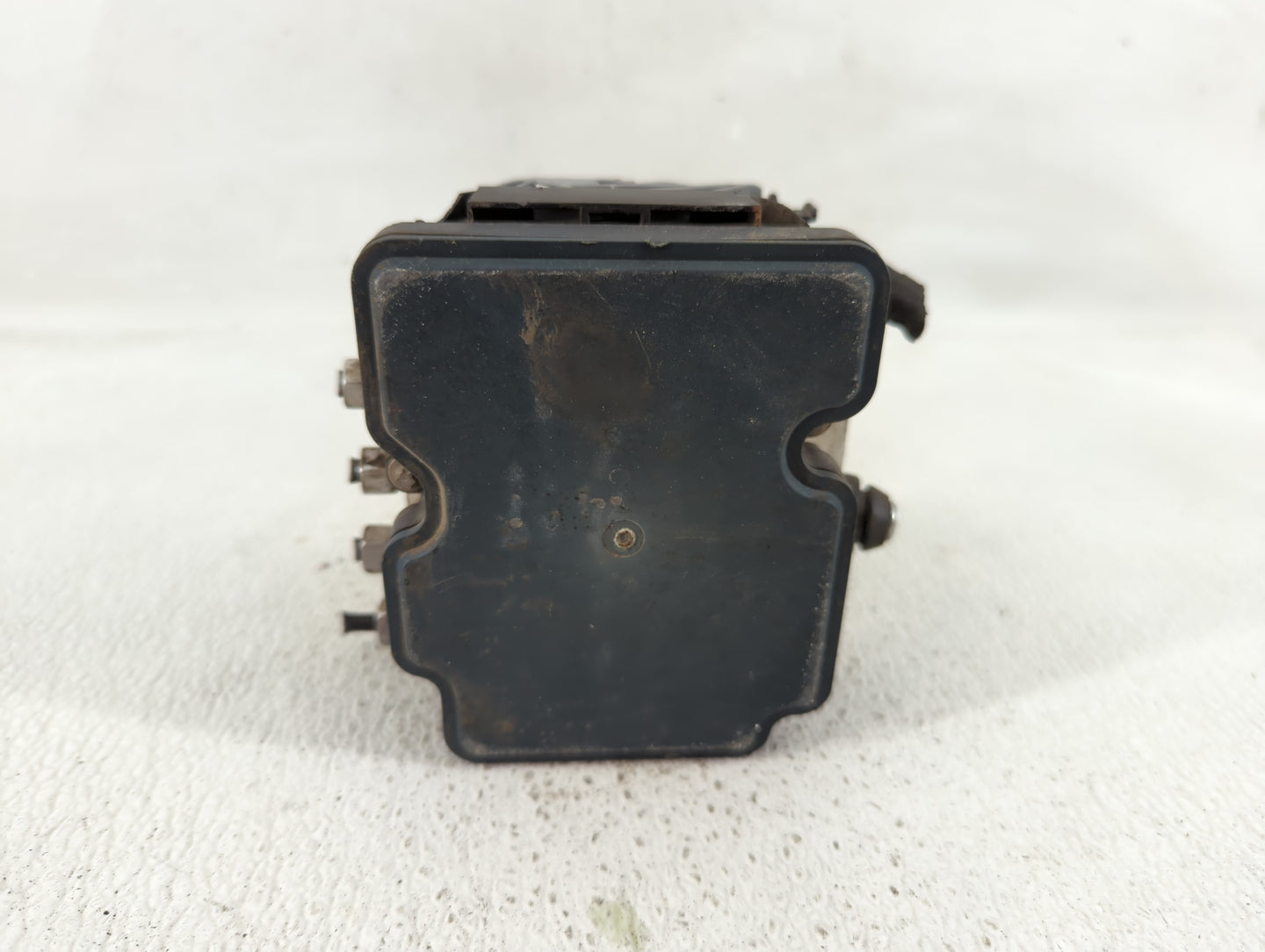 2016 Chrysler 200 ABS Pump Control Module Replacement P/N:P68267002AC Fits OEM Used Auto Parts - Oemusedautoparts1.com