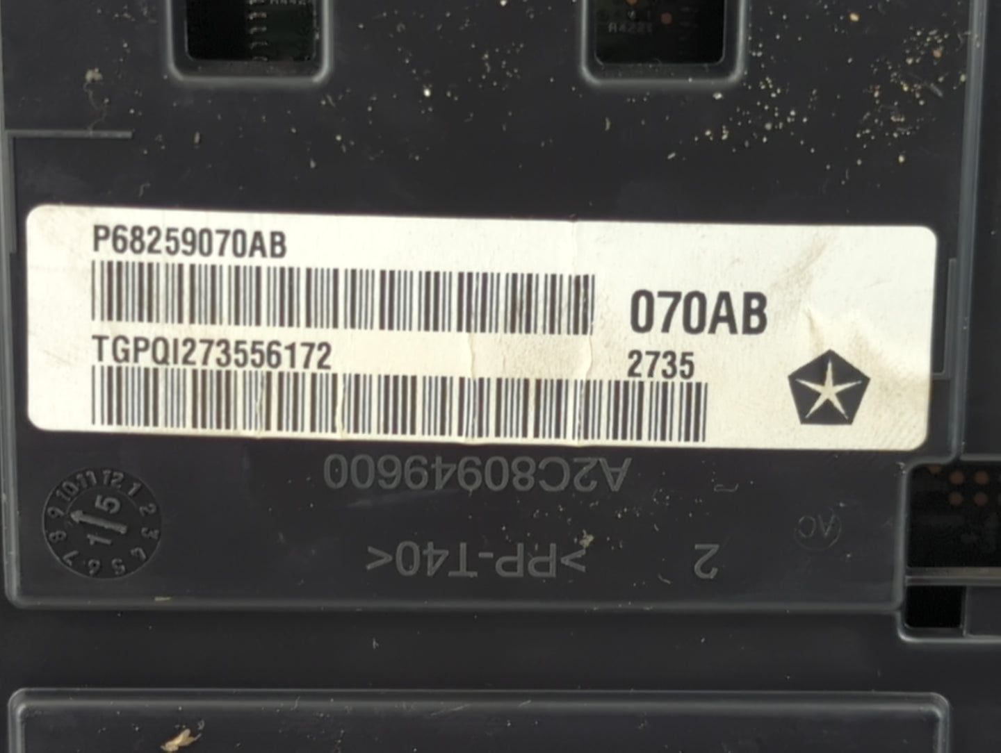 2016 Chrysler 200 Instrument Cluster Speedometer Gauges P/N:P68259070AB Fits OEM Used Auto Parts - Oemusedautoparts1.com