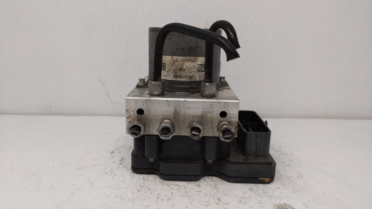 2016 Chrysler 200 Anti-Lock Brake ABS Pump Module Actuator OEM P/N:68267002AC Fits OEM Used Auto Parts - Oemusedautoparts1.c