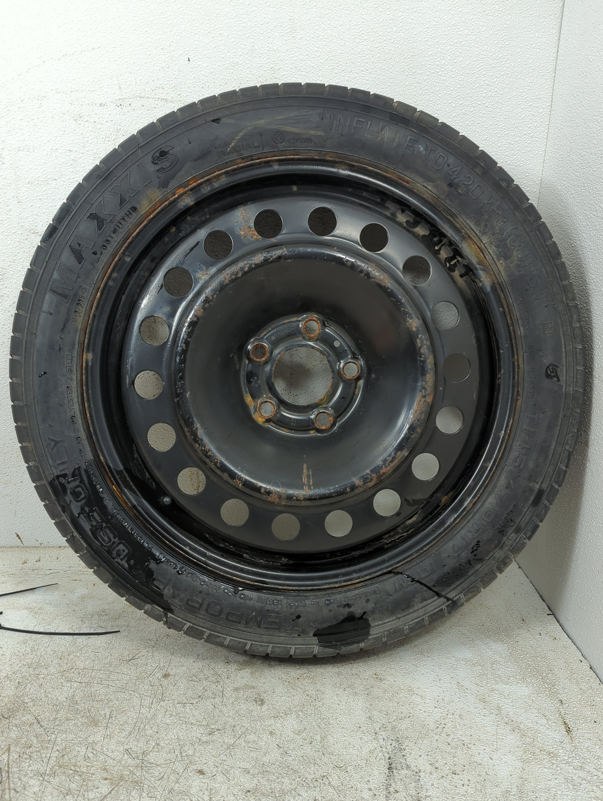 2015-2017 Chrysler 200 Spare Donut Tire Wheel Rim Oem 1229332 - Oemusedautoparts1.com