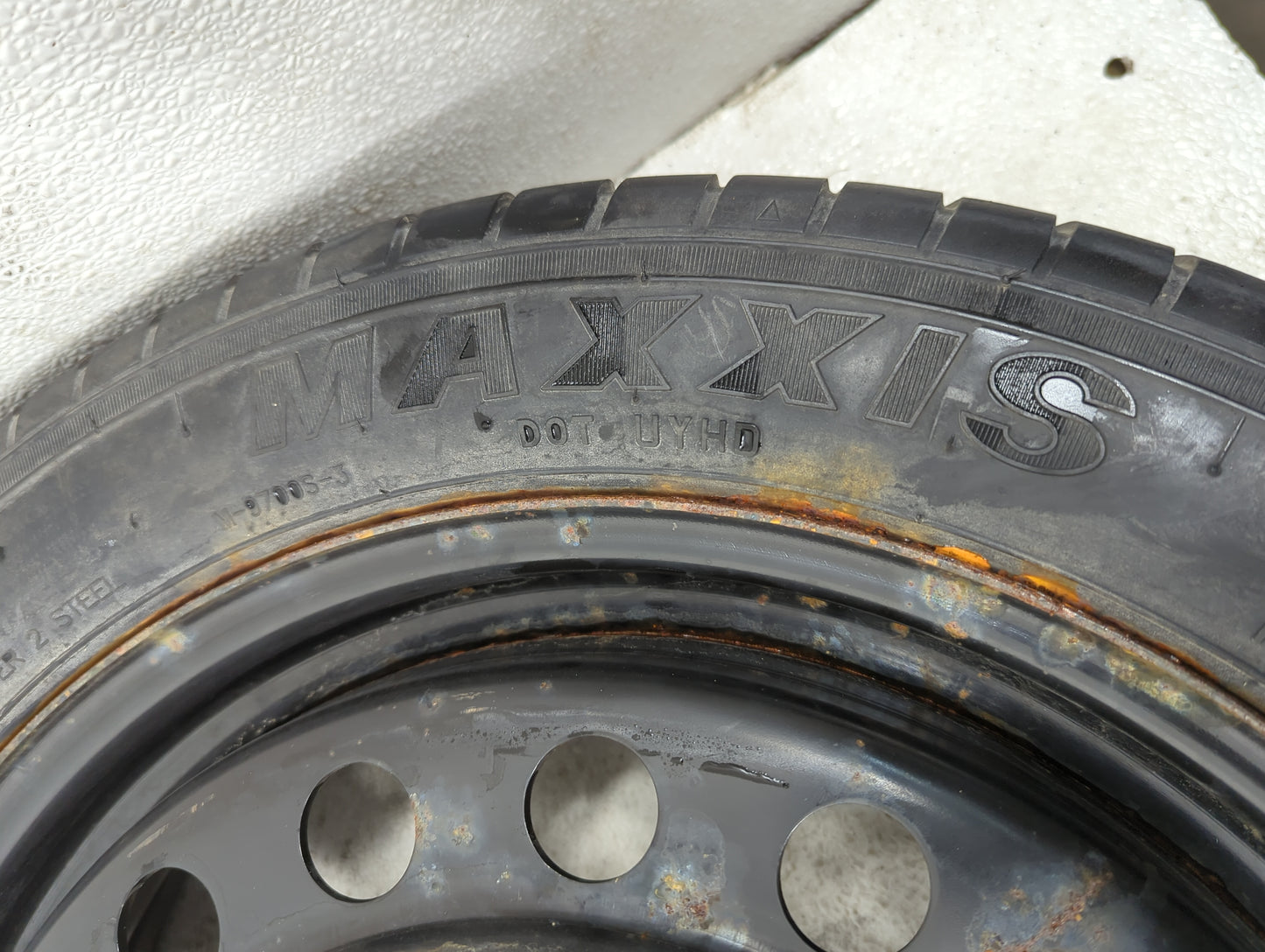 2015-2017 Chrysler 200 Spare Donut Tire Wheel Rim Oem 1229332 - Oemusedautoparts1.com