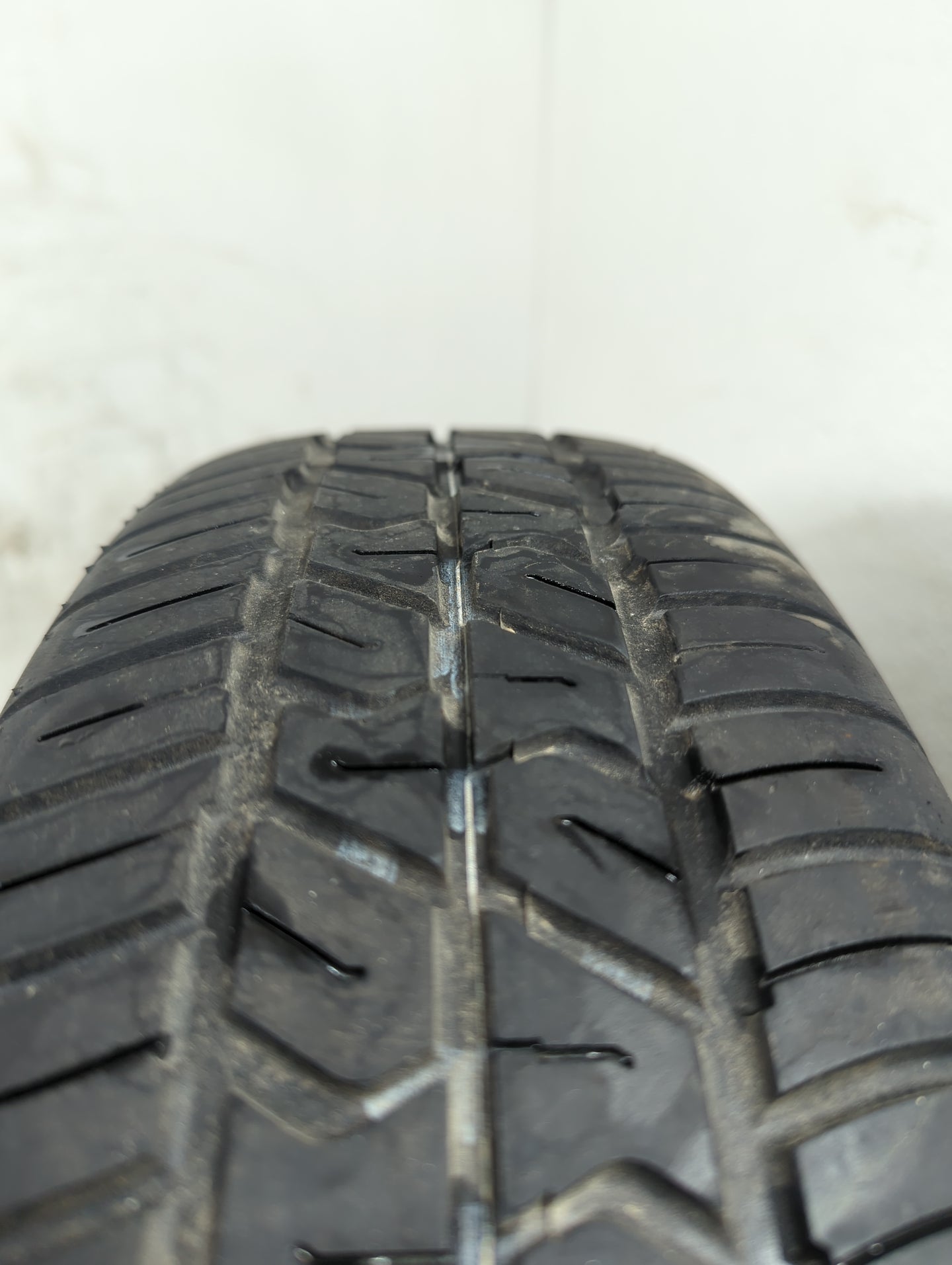 2015-2017 Chrysler 200 Spare Donut Tire Wheel Rim Oem 1229332 - Oemusedautoparts1.com