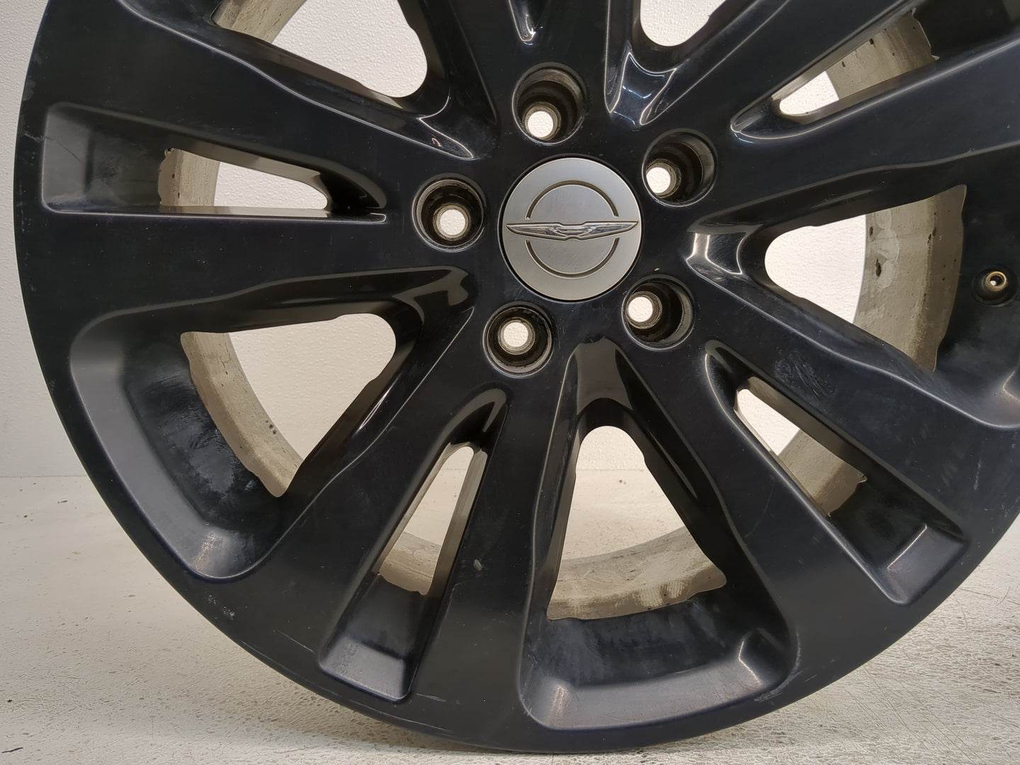 2015-2017 Chrysler 200 Oem Wheel Rim - Oemusedautoparts1.com