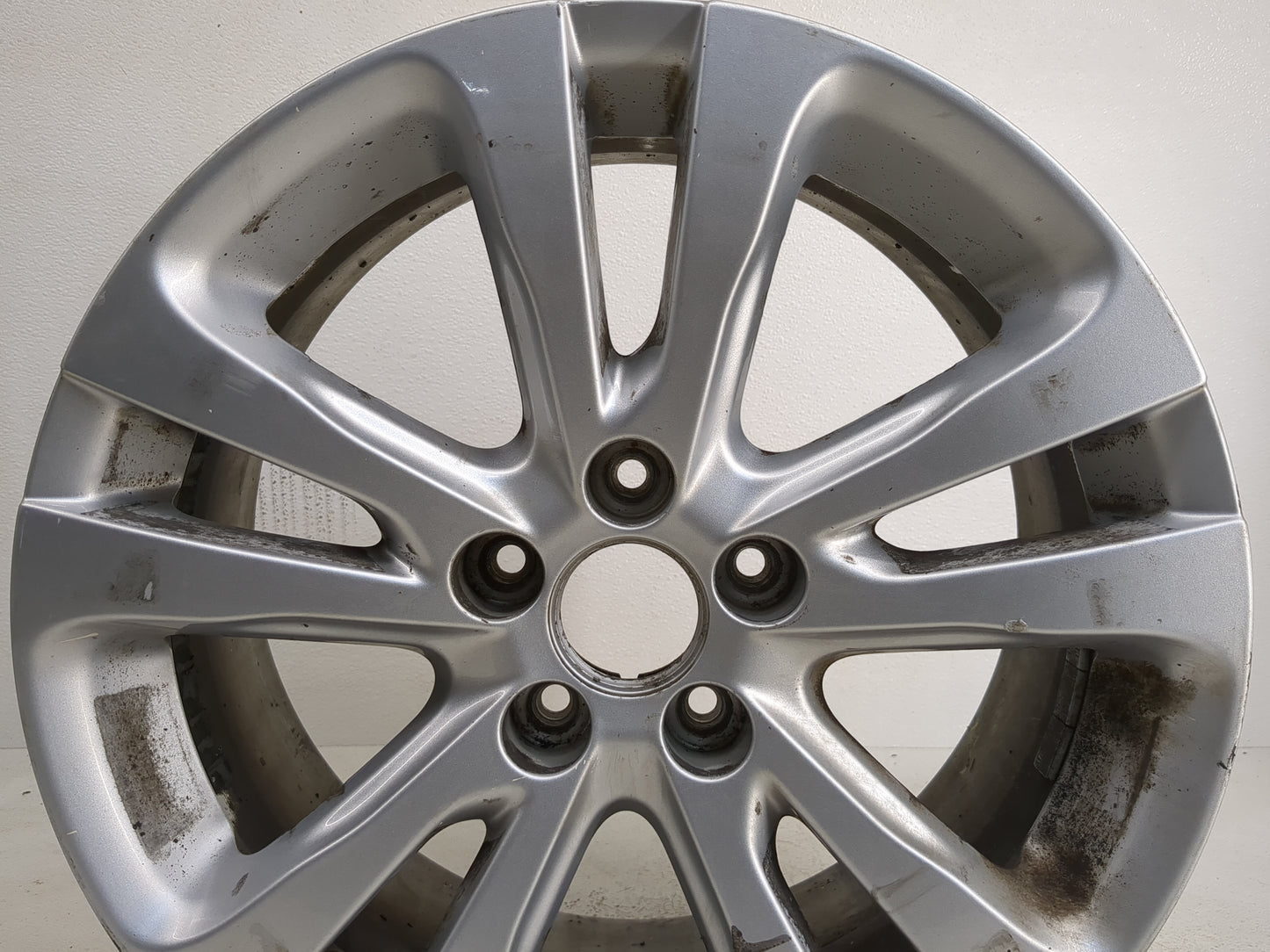 2015-2017 Chrysler 200 Oem Wheel Rim - Oemusedautoparts1.com