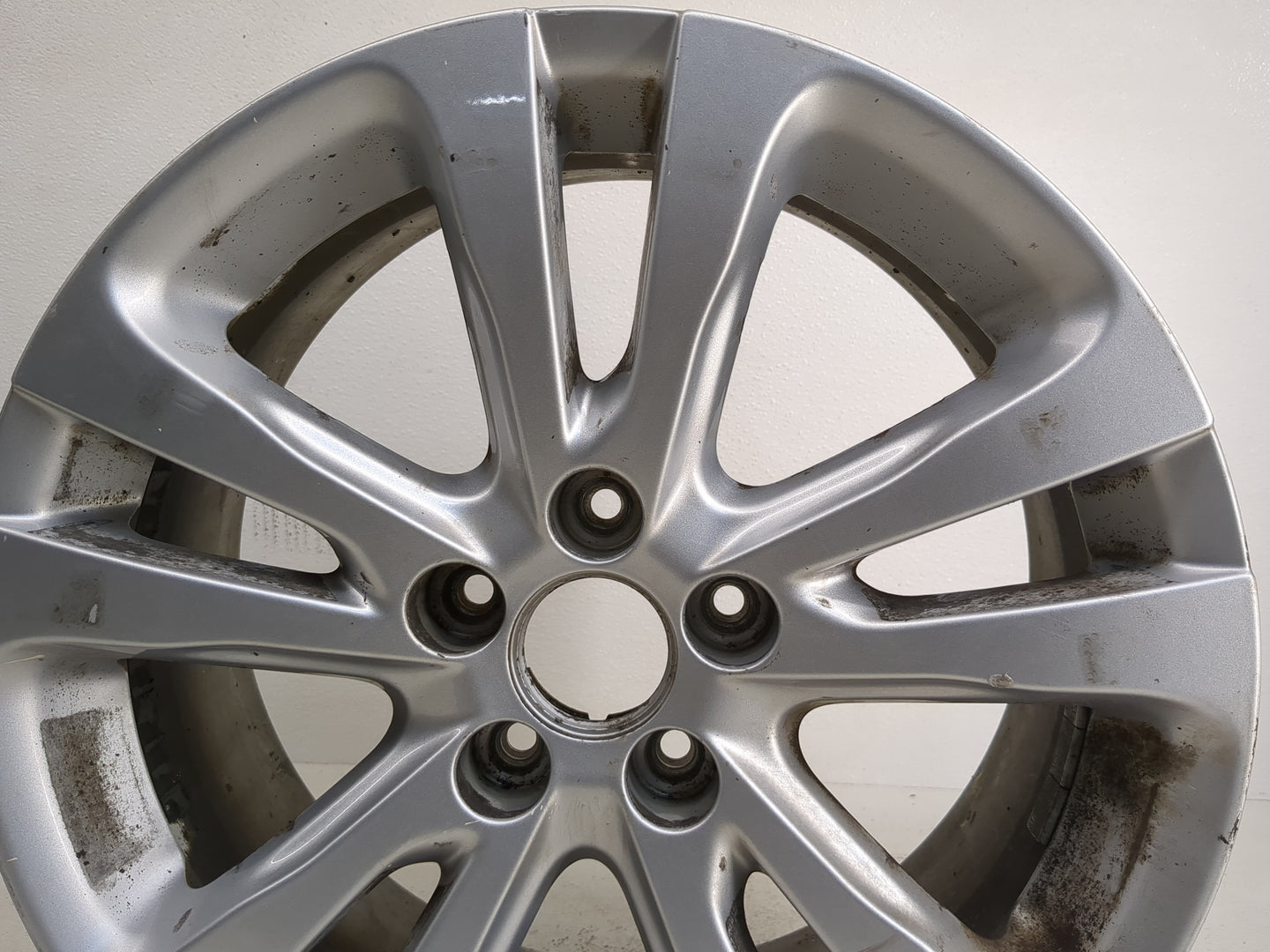 2015-2017 Chrysler 200 Oem Wheel Rim - Oemusedautoparts1.com
