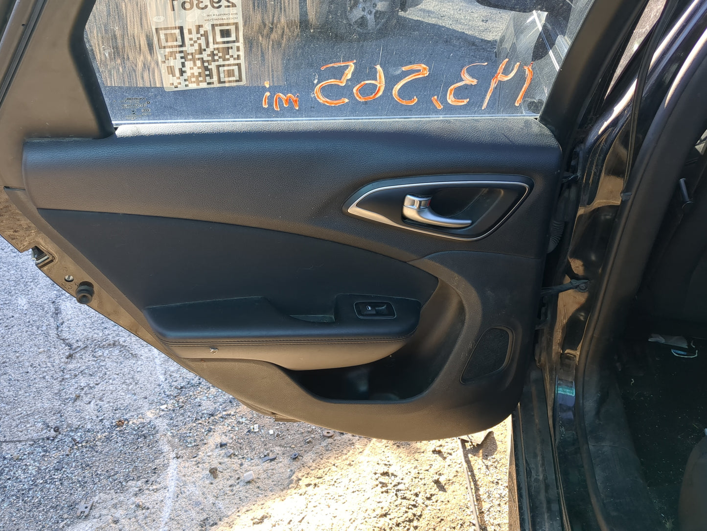 2015-2017 Chrysler 200 Driver Rear Door Oem - Oemusedautoparts1.com