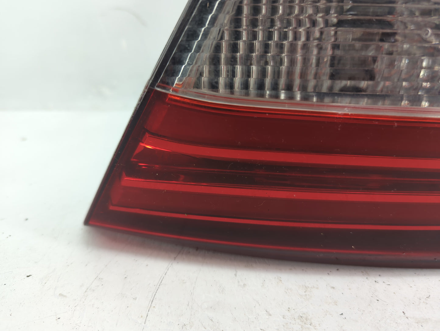 Tail Lights 2016 CHRYSLER 200 - Oemusedautoparts1.com