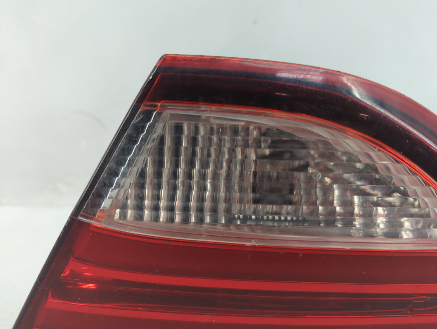 Tail Lights 2016 CHRYSLER 200 - Oemusedautoparts1.com