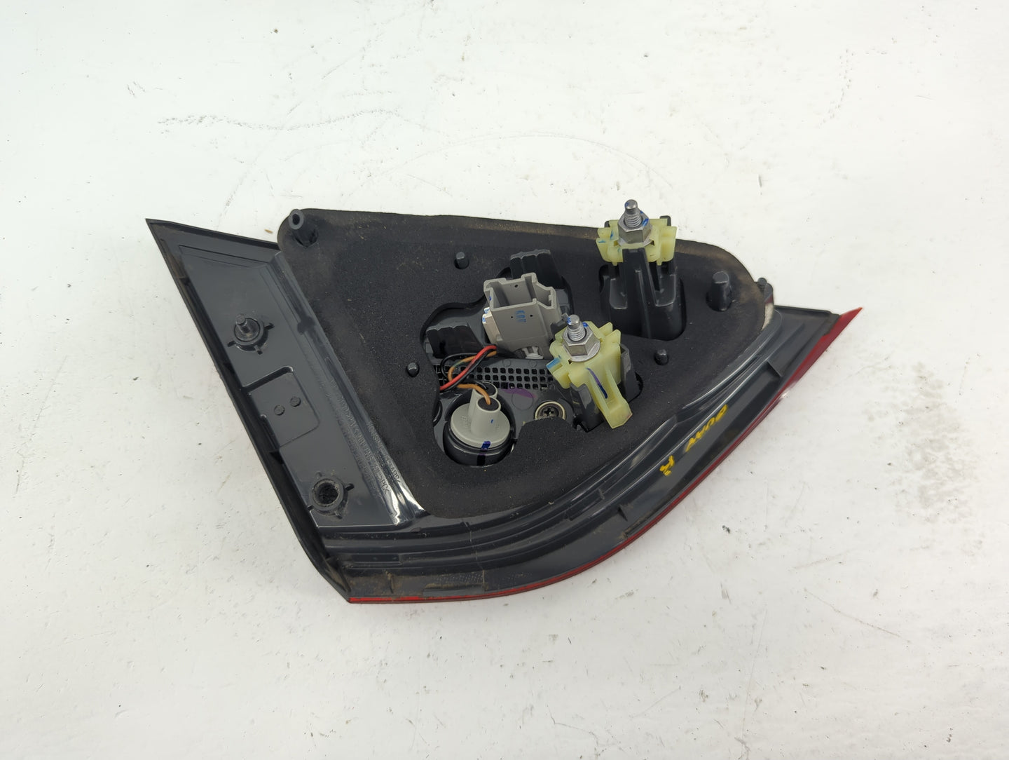 Tail Lights 2016 CHRYSLER 200 - Oemusedautoparts1.com