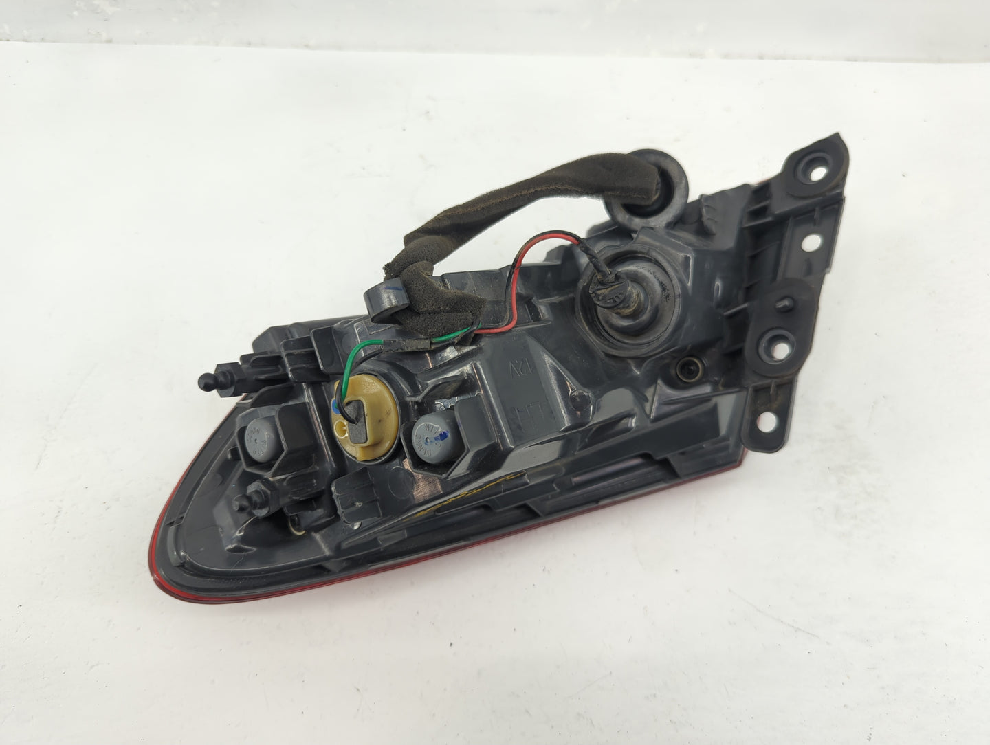 2015-2016 Chrysler 200 Tail Light Assembly Driver Left OEM Fits Fits 2015 2016 OEM Used Auto Parts - Oemusedautoparts1.com