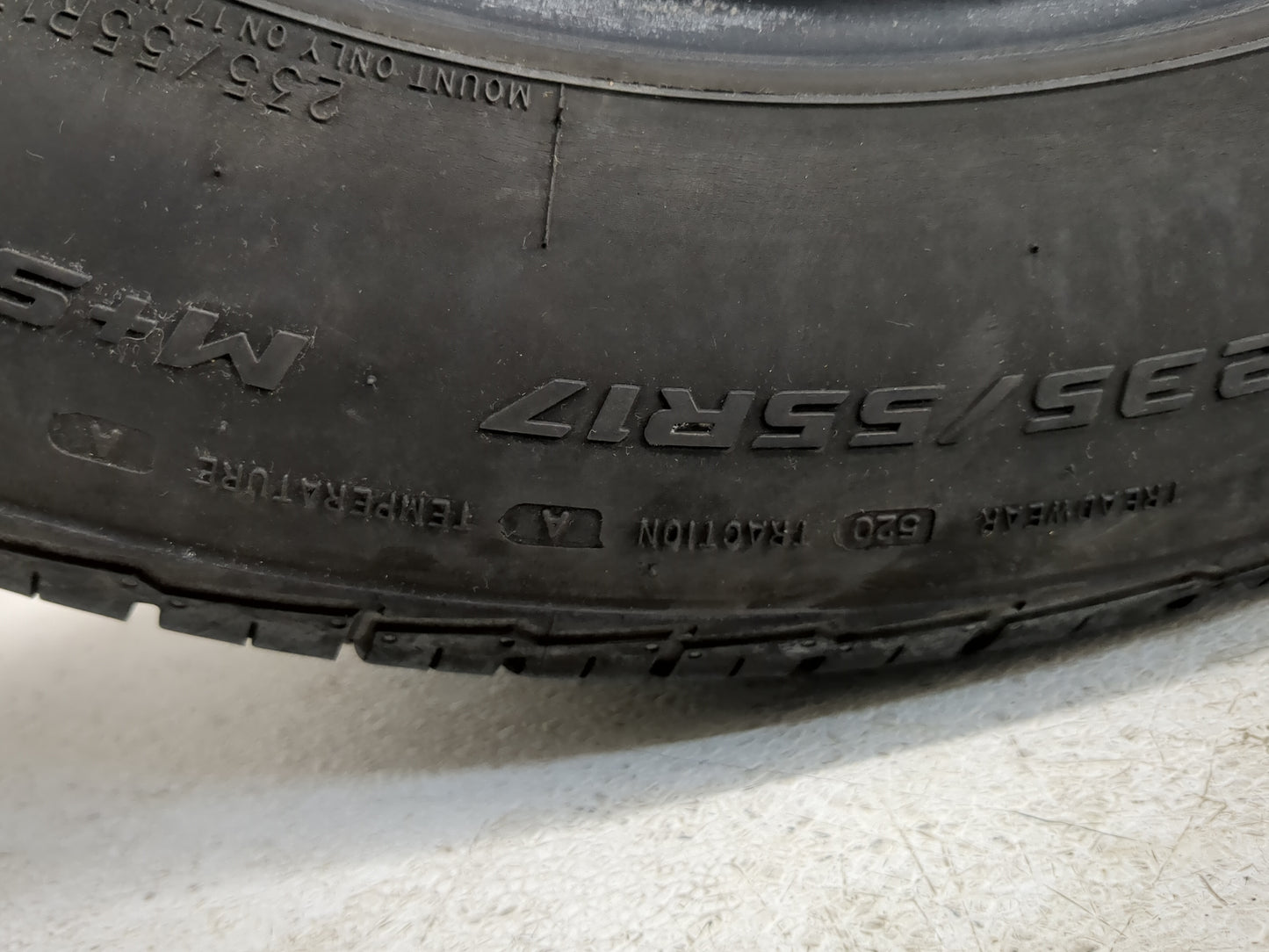 Used Tire 235/55R17 MASTERCRAFT STRATUS AS 99H - Tread Depth 8/32 - Oemusedautoparts1.com