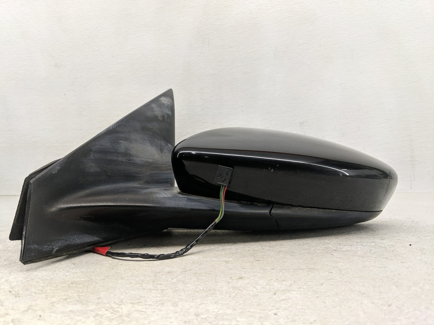 2015-2017 Chrysler 200 Driver Side View Mirror - Left Door Mirror OEM Used - Oemusedautoparts1.com