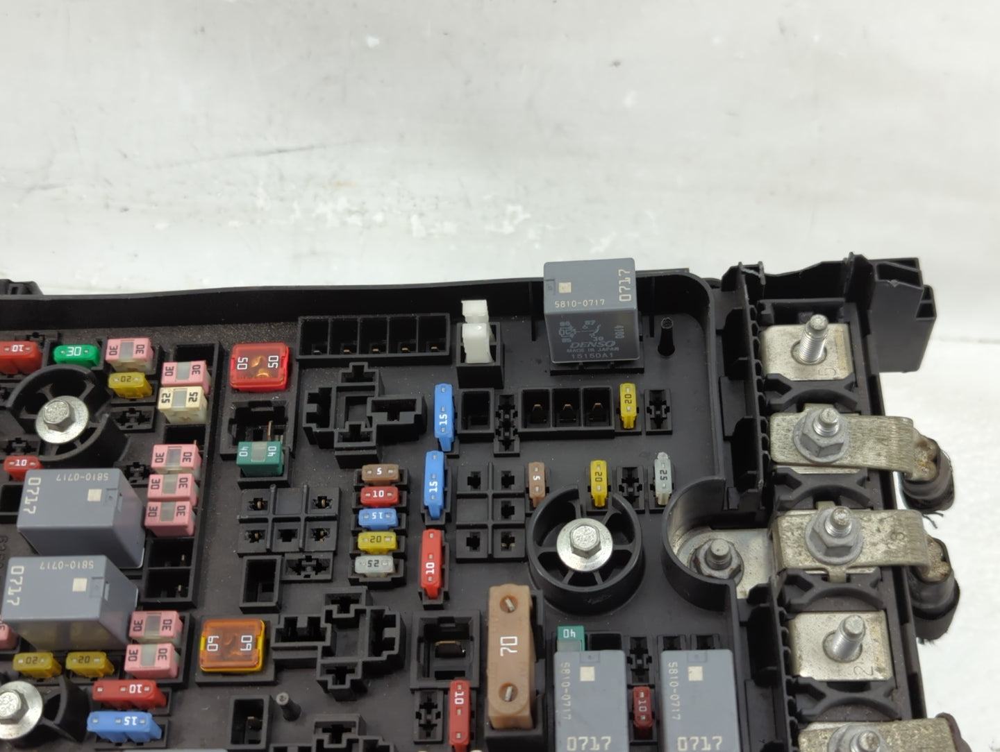 2016-2017 Chrysler 200 Fusebox Fuse Box Panel Relay Module P/N:6356-5110 Fits Fits 2016 2017 OEM Used Auto Parts - Oemusedau