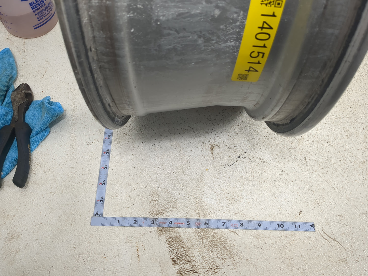 2015-2017 Chrysler 200 Oem Wheel Rim 1401514 - Oemusedautoparts1.com