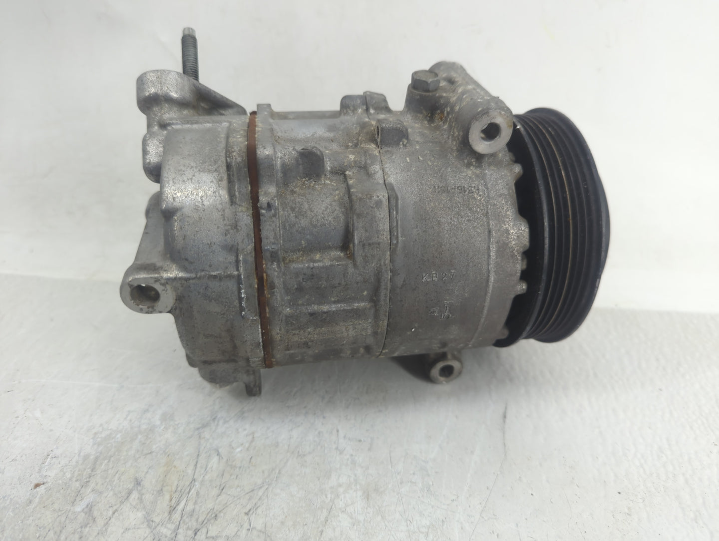 2015-2017 Chrysler 200 Air Conditioning A/c Ac Compressor Oem - Oemusedautoparts1.com