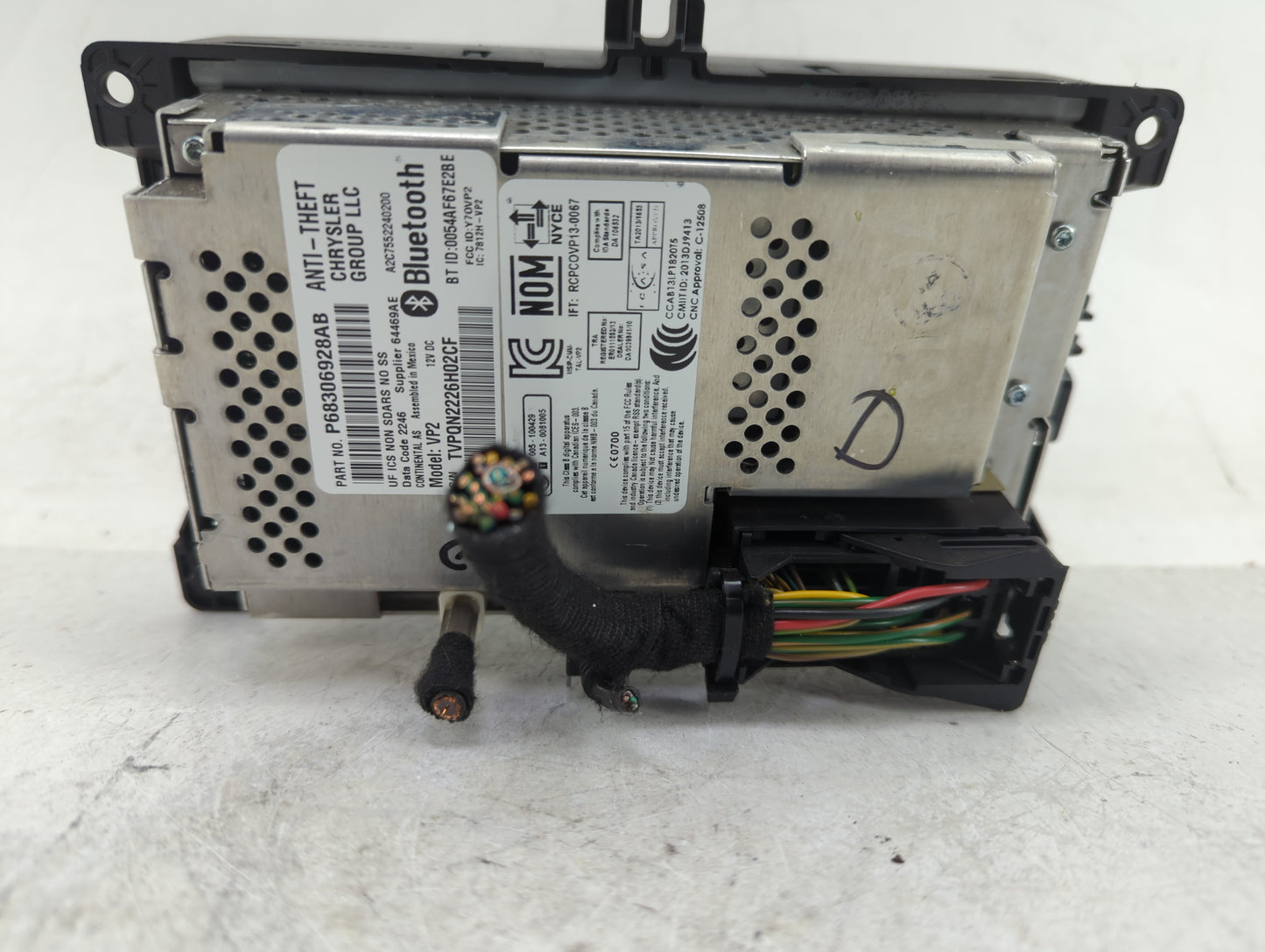 2016 Chrysler 200 Radio AM FM Cd Player Receiver Replacement P/N:68306928AB Fits OEM Used Auto Parts - Oemusedautoparts1.com
