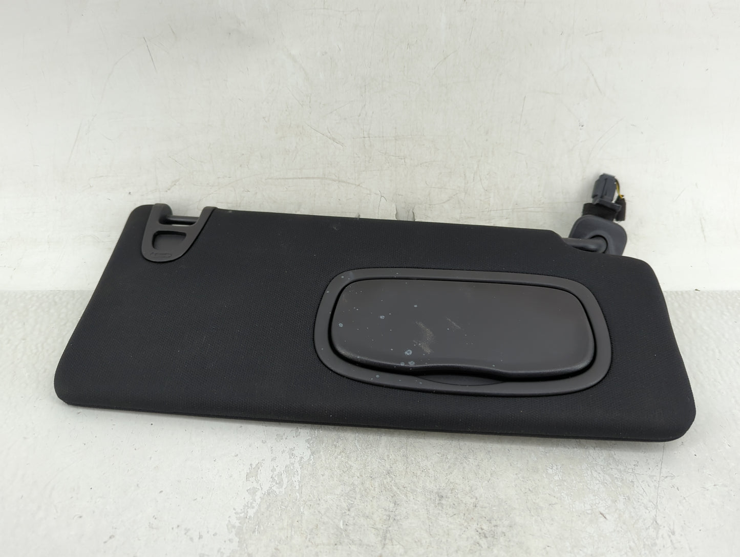 2016-2017 Chrysler 200 Sun Visor Shade Replacement Passenger Right Mirror Fits Fits 2016 2017 OEM Used Auto Parts - Oemuseda