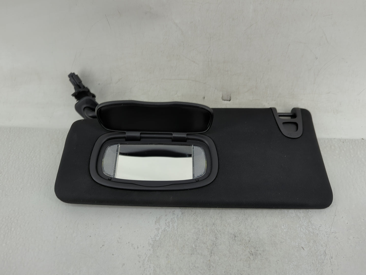 2016-2017 Chrysler 200 Sun Visor Shade Replacement Driver Left Mirror Fits Fits 2016 2017 OEM Used Auto Parts - Oemusedautop