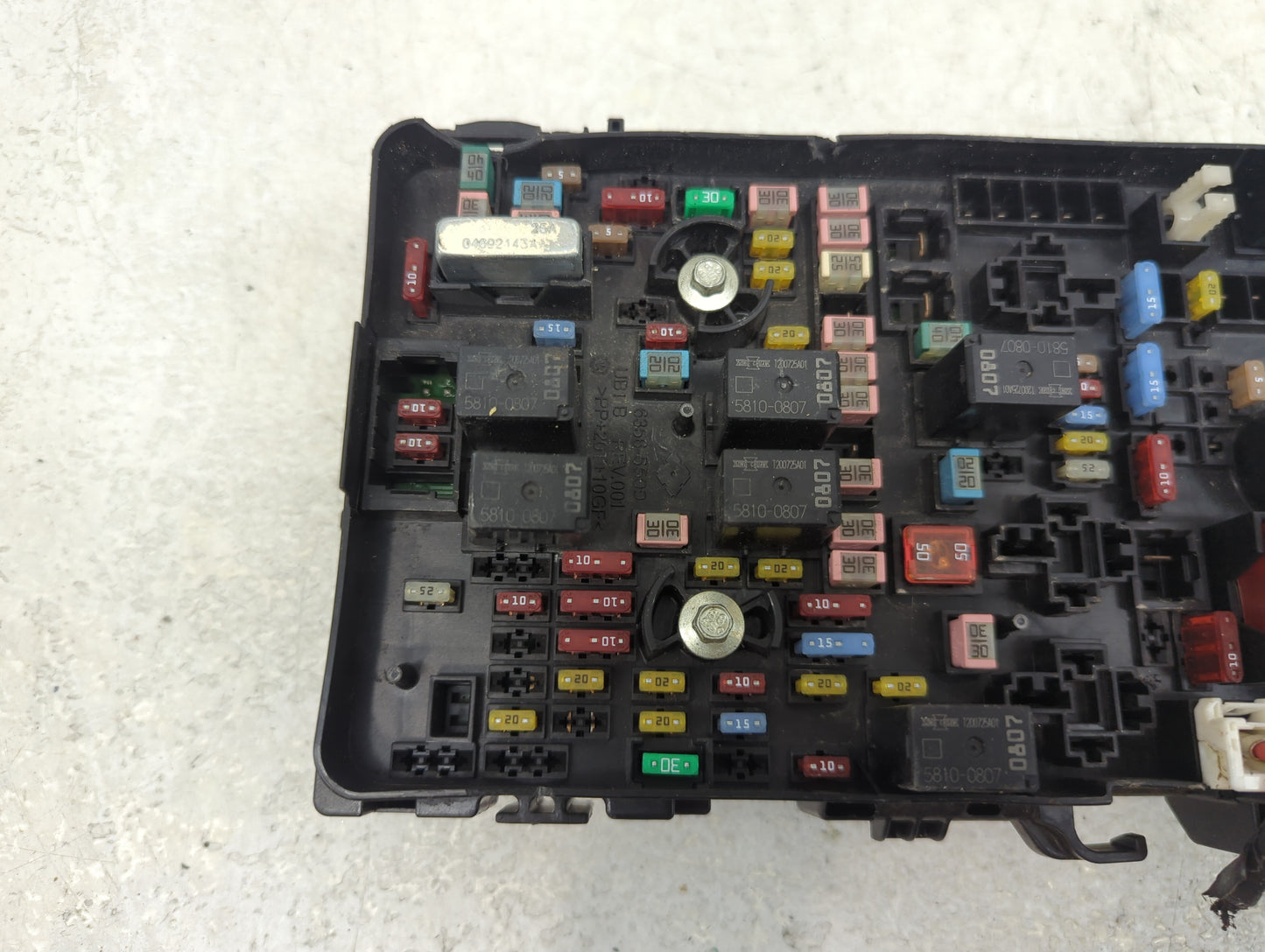 2016-2017 Chrysler 200 Fusebox Fuse Box Panel Relay Module P/N:6356-5387 Fits Fits 2016 2017 OEM Used Auto Parts - Oemusedau