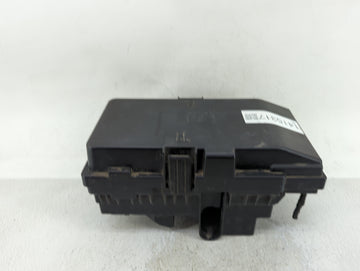 2016-2017 Chrysler 200 Fusebox Fuse Box Panel Relay Module Fits Fits 2016 2017 OEM Used Auto Parts - Oemusedautoparts1.com