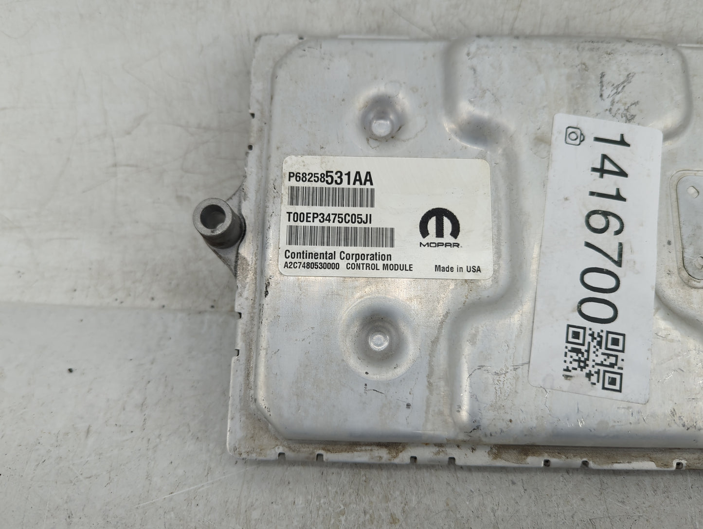 2016-2017 Chrysler 200 PCM Engine Control Computer ECU ECM PCU OEM P/N:P68250525AG Fits Fits 2016 2017 OEM Used Auto Parts -