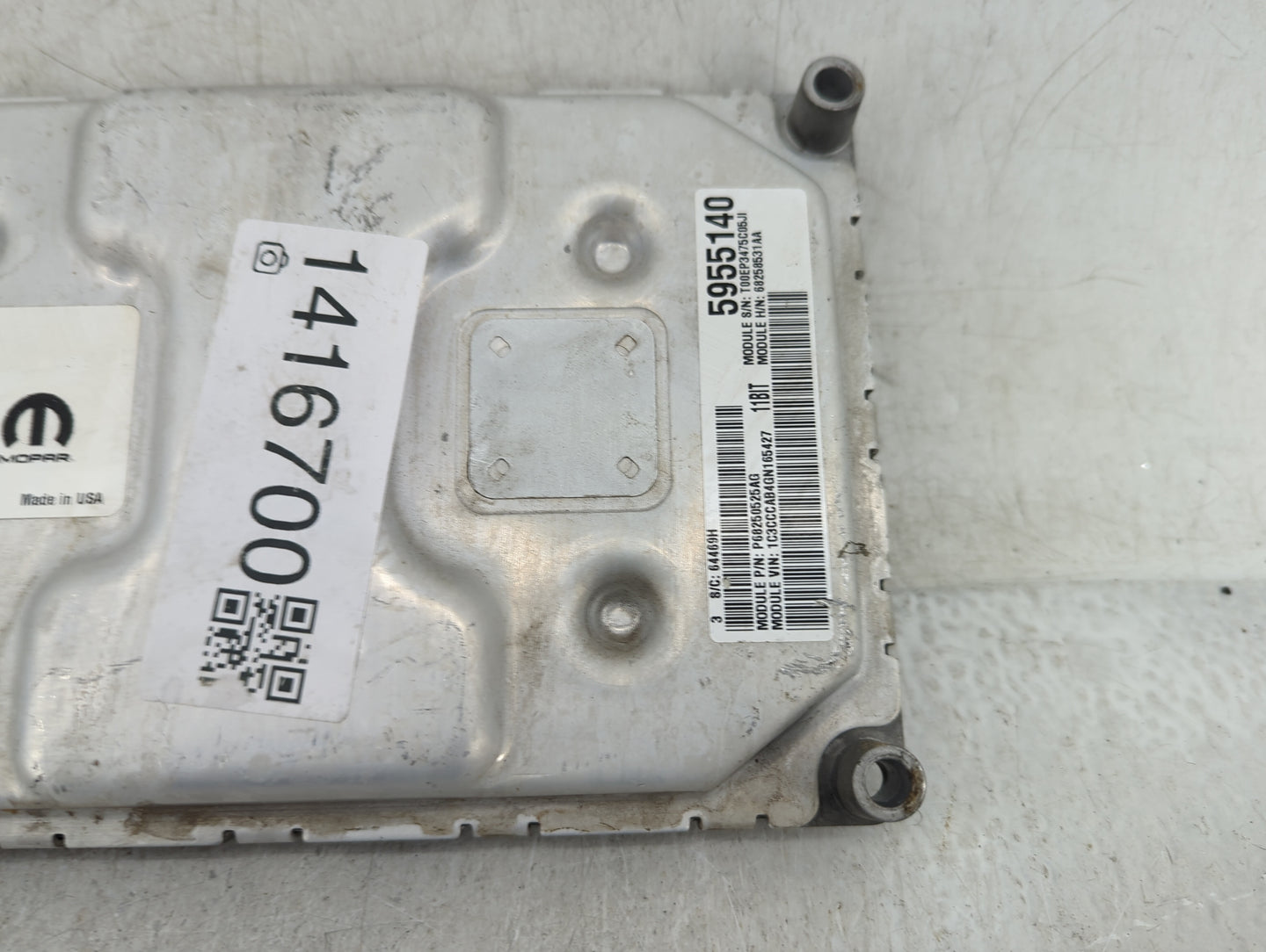 2016-2017 Chrysler 200 PCM Engine Control Computer ECU ECM PCU OEM P/N:P68250525AG Fits Fits 2016 2017 OEM Used Auto Parts -