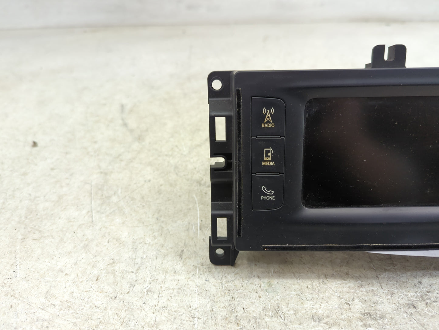 2016 Chrysler 200 Radio AM FM Cd Player Receiver Replacement P/N:68237069AC Fits OEM Used Auto Parts - Oemusedautoparts1.com