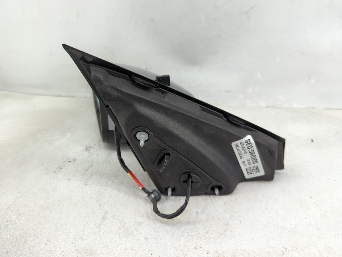 2015-2017 Chrysler 200 Driver Side View Mirror - Left Door Mirror OEM Used - Oemusedautoparts1.com