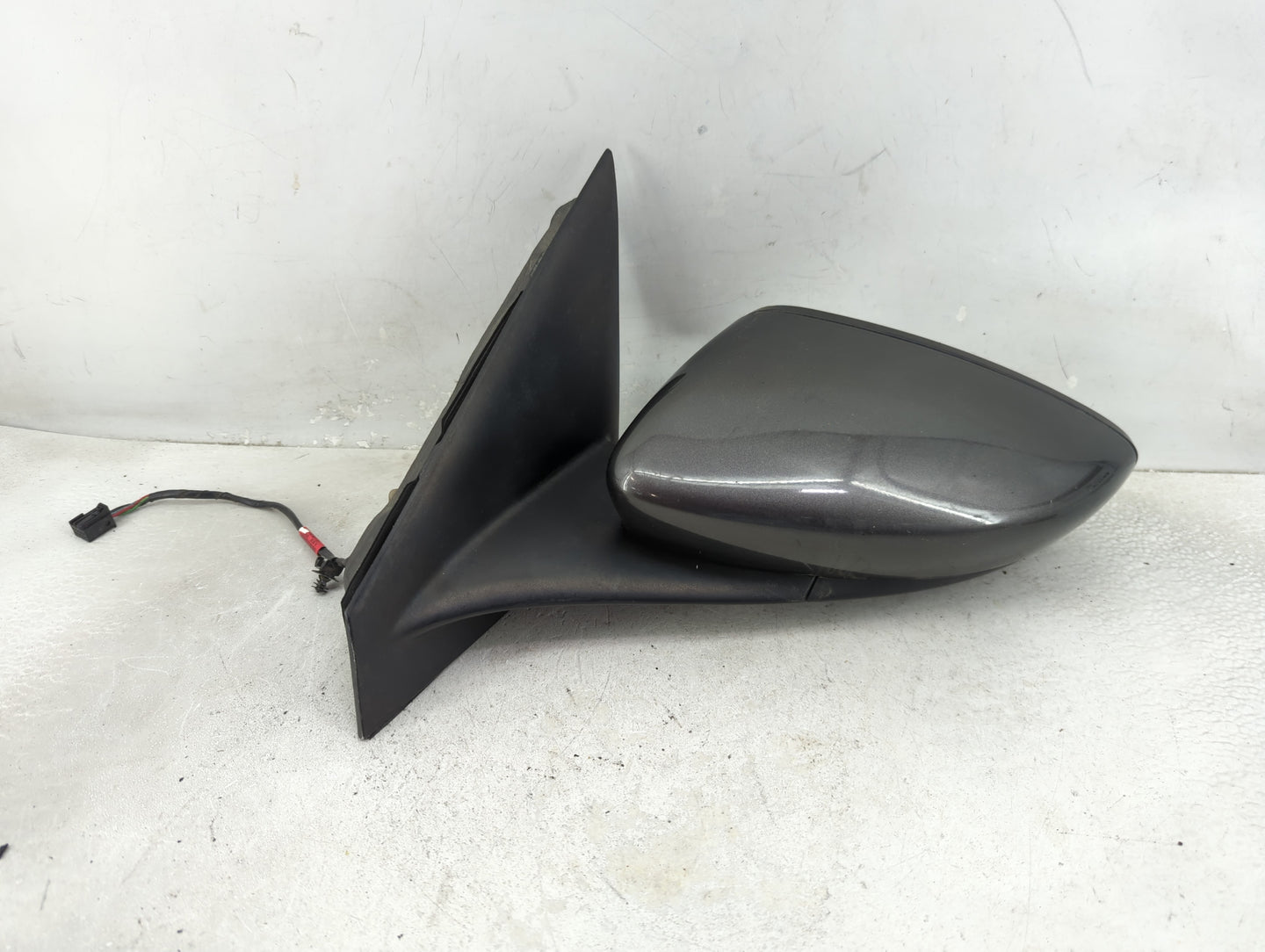 2015-2017 Chrysler 200 Driver Side View Mirror - Left Door Mirror OEM Used - Oemusedautoparts1.com