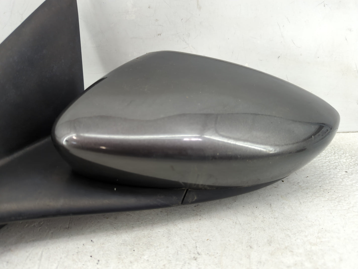 2015-2017 Chrysler 200 Driver Side View Mirror - Left Door Mirror OEM Used - Oemusedautoparts1.com