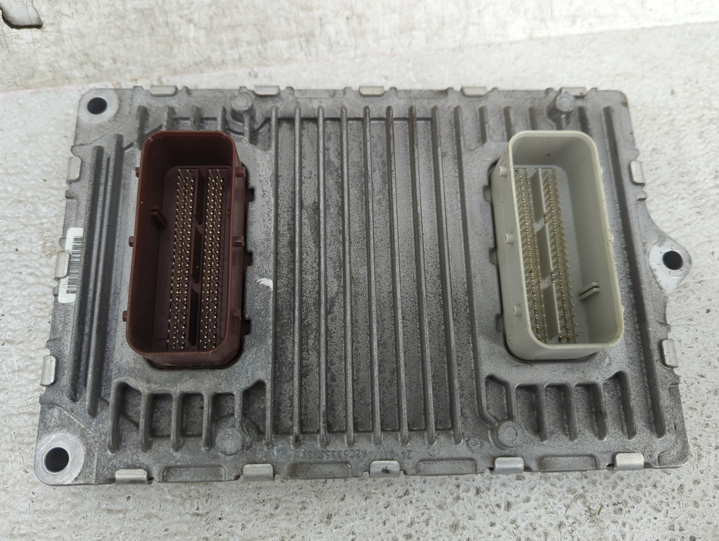 2016-2017 Chrysler 200 PCM Engine Control Computer ECU ECM PCU OEM Fits OEM Used Auto Parts - Oemusedautoparts1.com