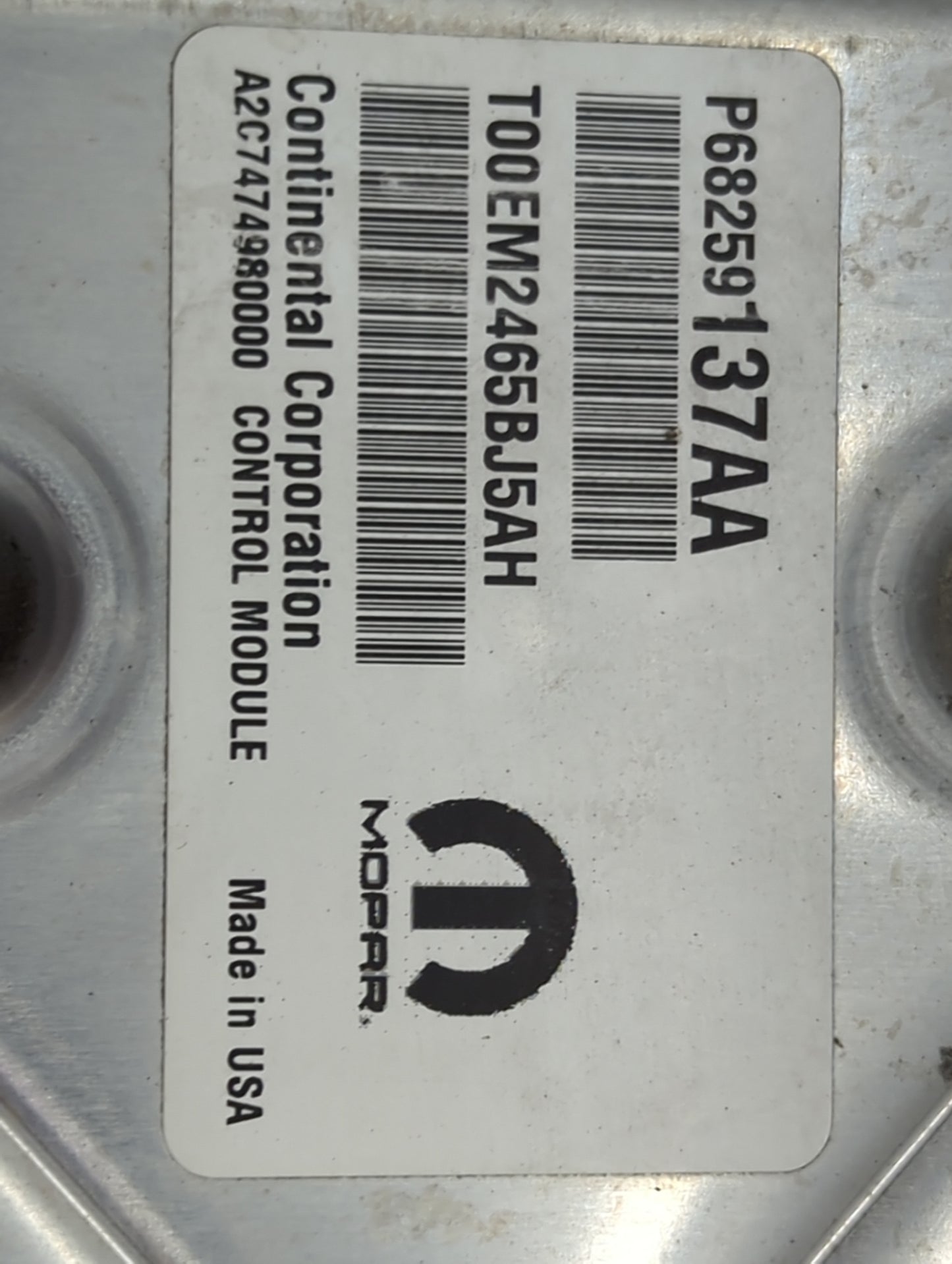 2016-2017 Chrysler 200 PCM Engine Control Computer ECU ECM PCU OEM P/N:P68259137AA T00EM2465BJ5AH, P68250535AE Fits Fits 201