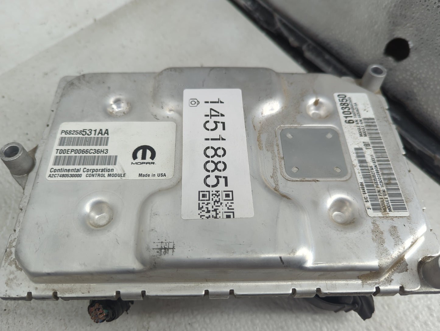 2016-2017 Chrysler 200 PCM Engine Control Computer ECU ECM PCU OEM P/N:P68258531AA P68250527AH, A2C7480530000 Fits Fits 2016