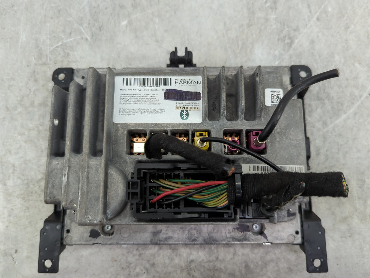 2016 Chrysler 200 Information Radio Display Screen 1456022 - Oemusedautoparts1.com