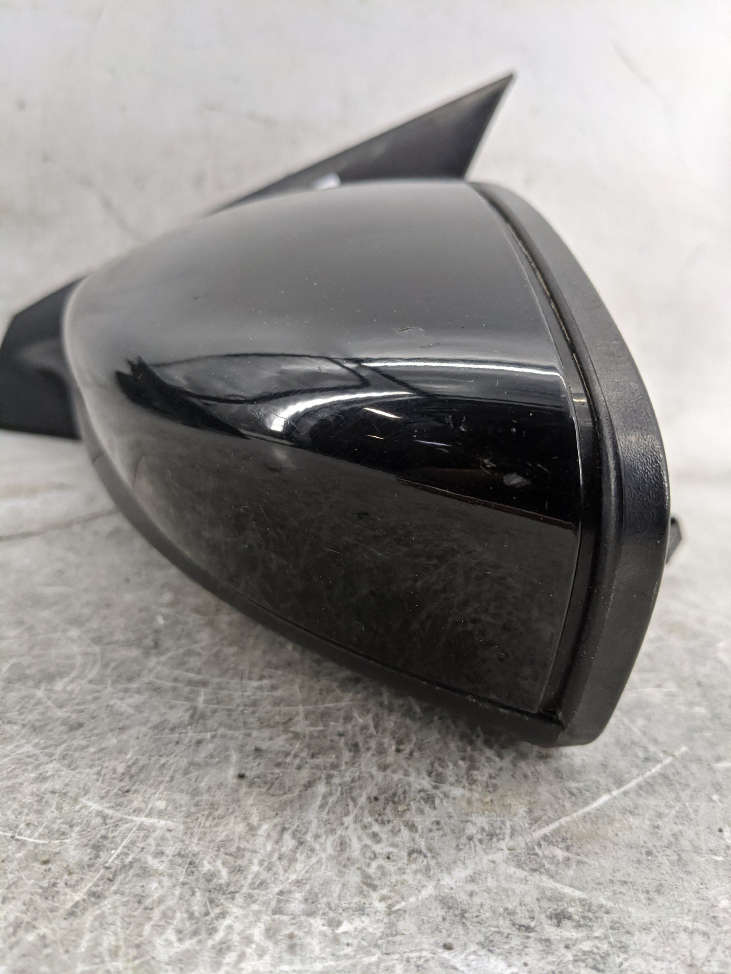 2015-2017 Chrysler 200 Driver Side View Mirror - Left Door Mirror OEM Used - Oemusedautoparts1.com