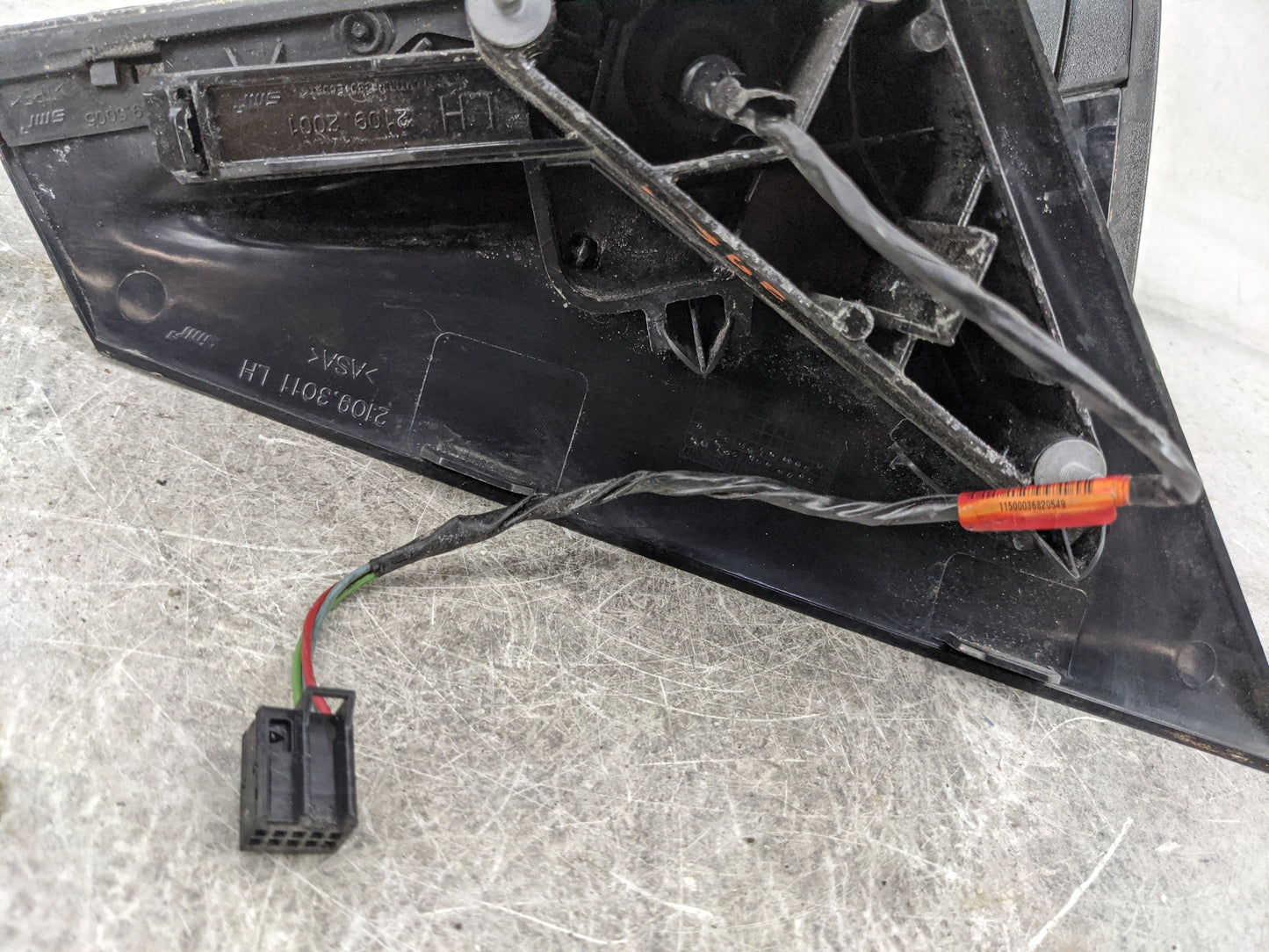 2015-2017 Chrysler 200 Driver Side View Mirror - Left Door Mirror OEM Used - Oemusedautoparts1.com